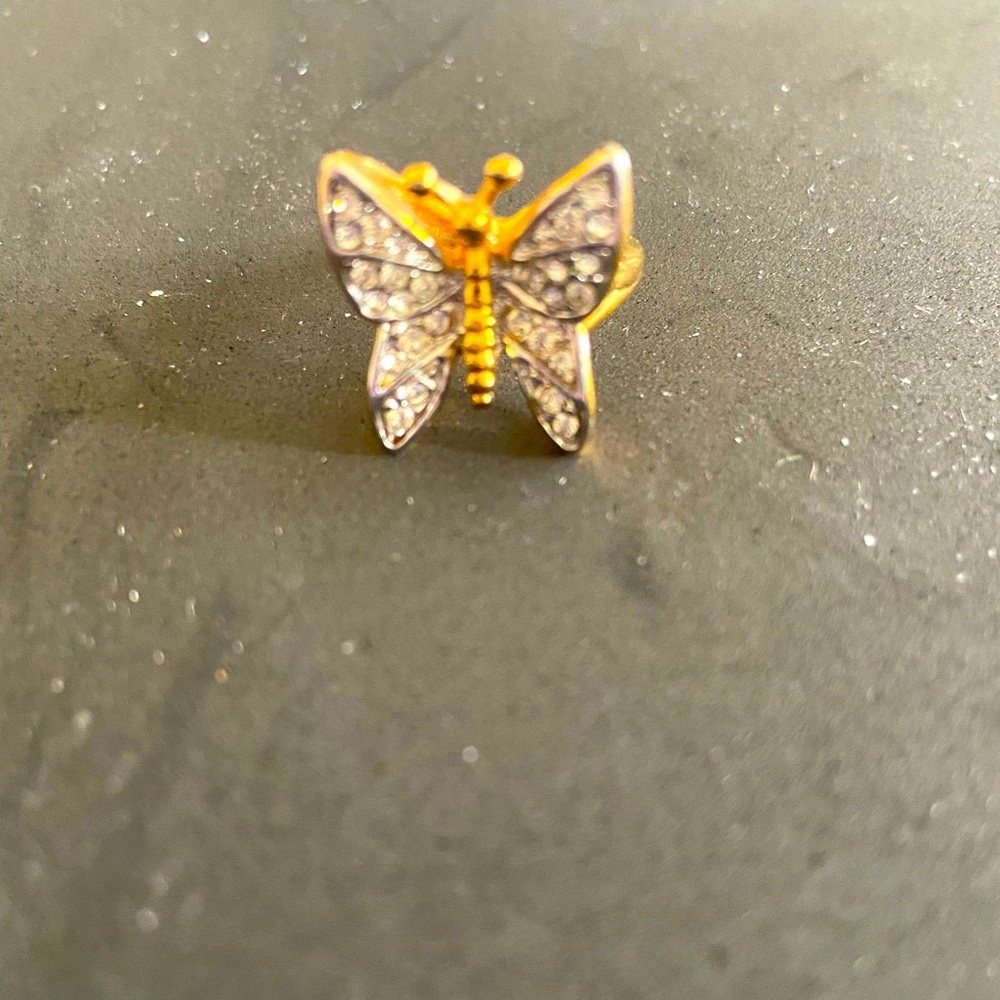 Darling butterfly ring